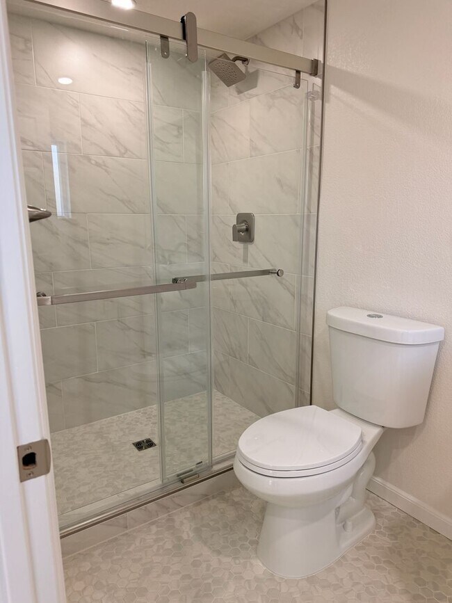 Building Photo - Bolsa Knolls NEWLY UPDATED 3 Bedroom / 2 Bathroom House w/ Fenced Yard & Laundry Hookups