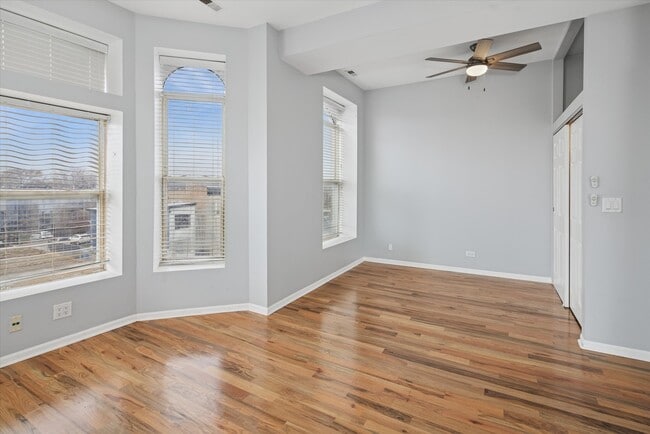 Building Photo - 1635 S Christiana Ave