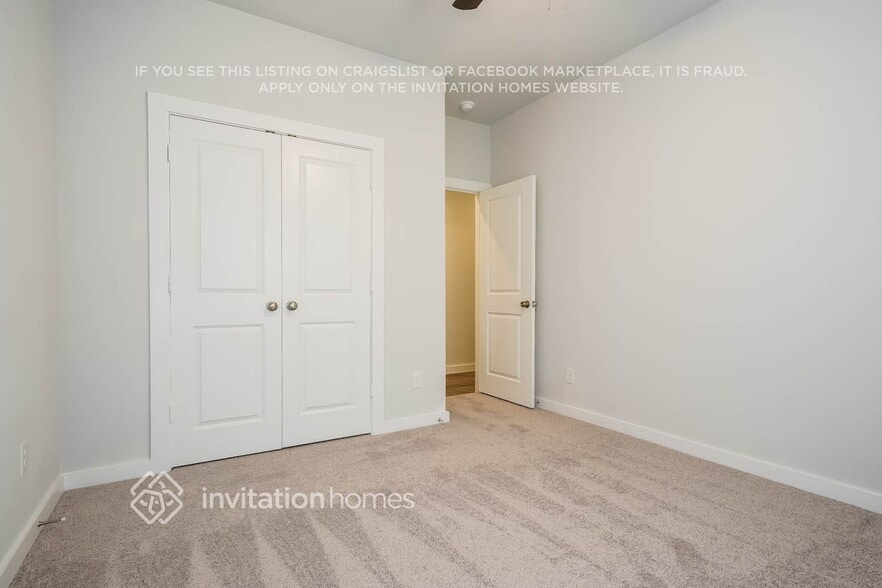 Building Photo - 430 Amberville Dr