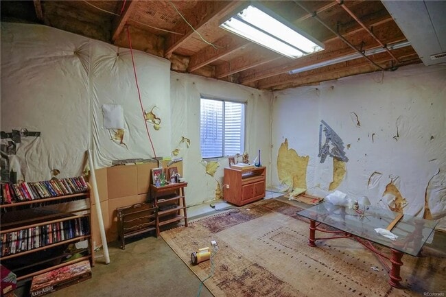 Building Photo - 3 Bedroom Home in Thornton