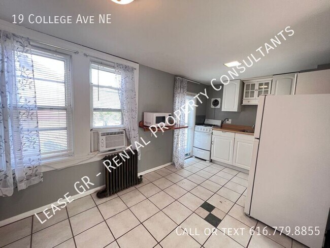 Building Photo - Heritage Hill 1 Bedroom with Heat Included!