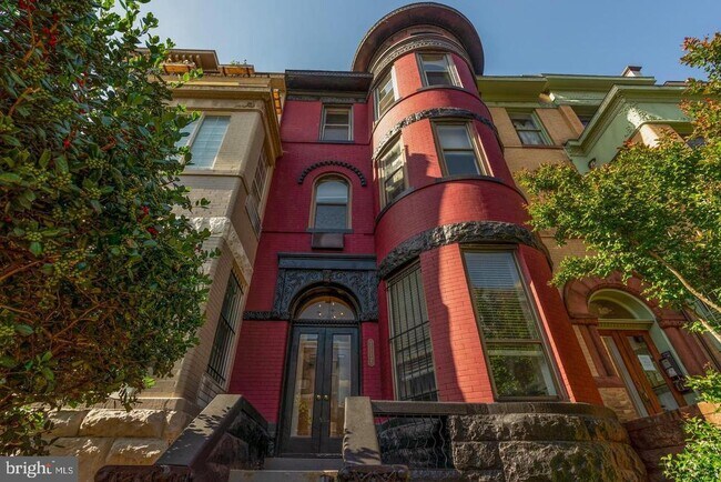 Building Photo - 2117 N St NW