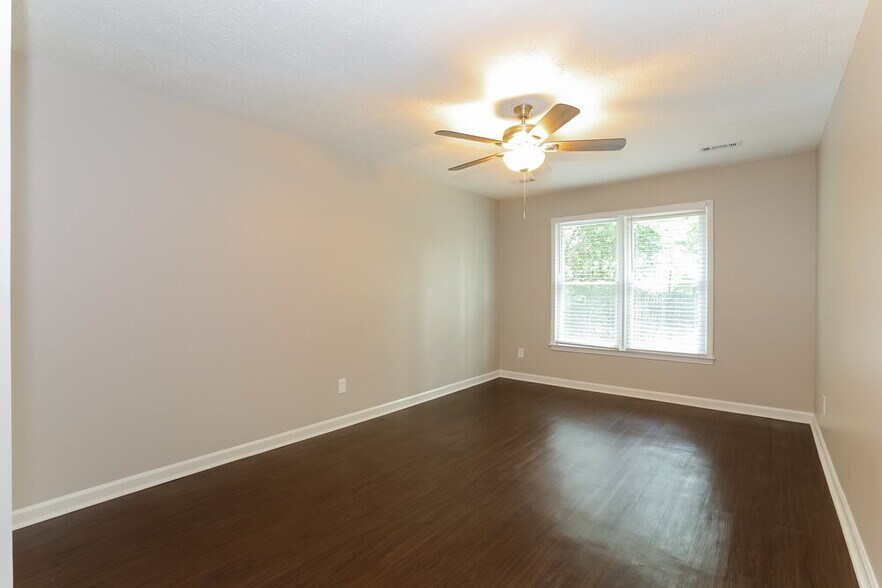 Building Photo - 6112 Chaseland Rd
