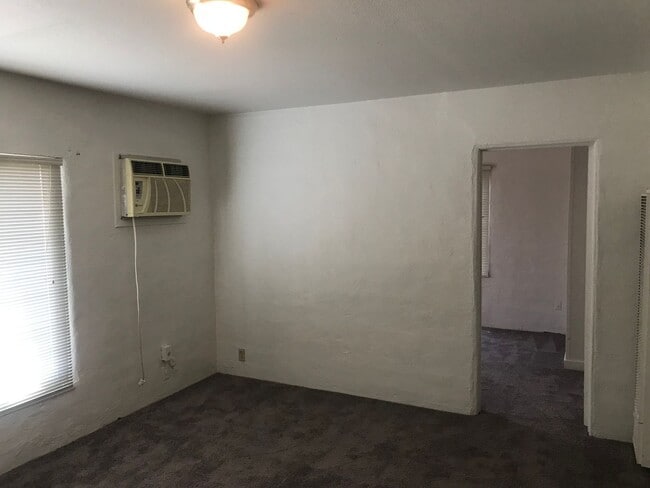 Building Photo - 737 Morey Ave