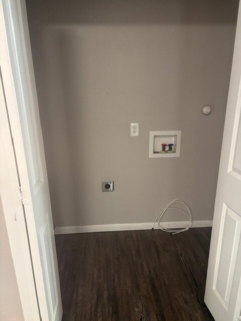 Building Photo - "Charming 3-Bed, 2-Bath Retreat in Whitesboro - 1320 Sq Ft of Cozy Living with Bonus living space...