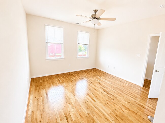 Building Photo - 805 N 23rd St