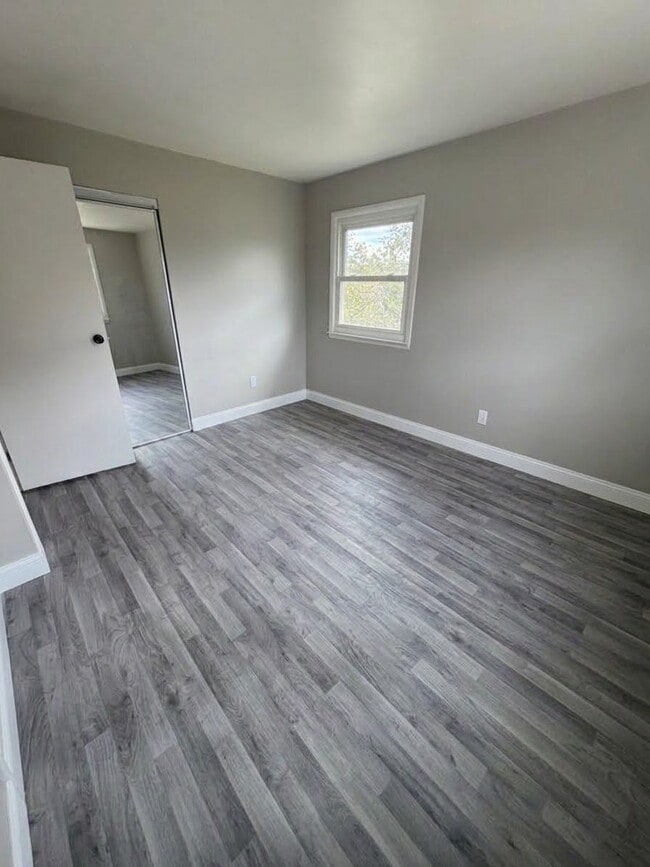 Building Photo - 2514 Texel Dr