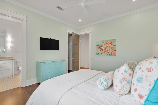 Building Photo - 69 Cypress Walk