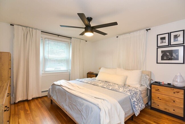 Building Photo - 399 Shawsheen Ave