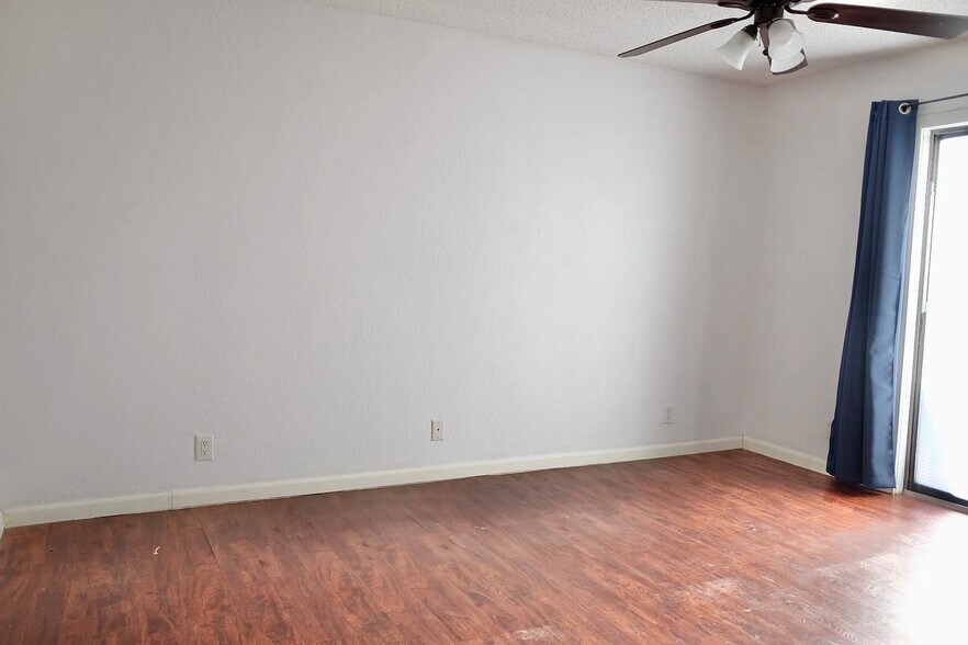 Bedroom 1 - 1611 Somerset Dr