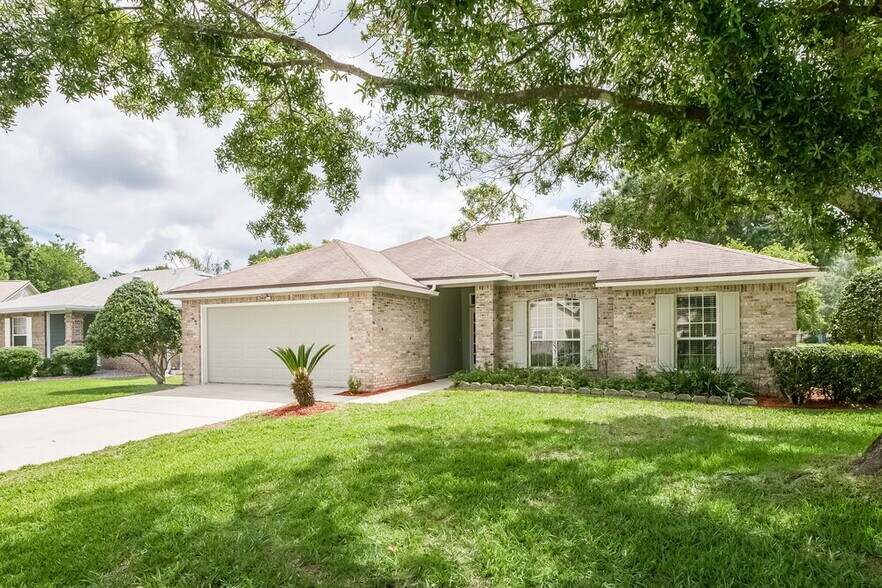Building Photo - 10693 Eaglet Ct