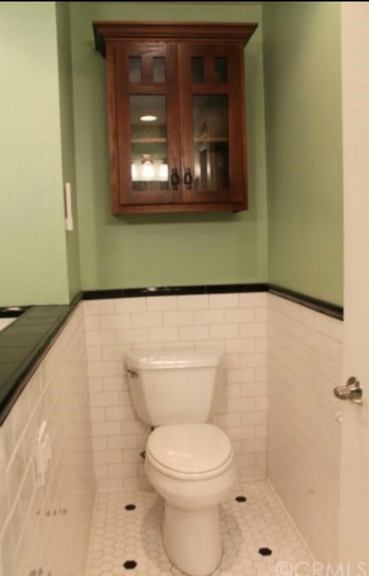 Building Photo - 340 Spinnaker Way