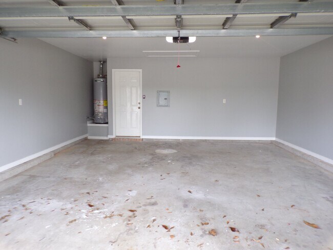 Building Photo - Updated Fox Hollow 3BR Home Near 9 Mile Rd with LVP Flooring, Granite Kitchen, 2-Car Garage & Fen...
