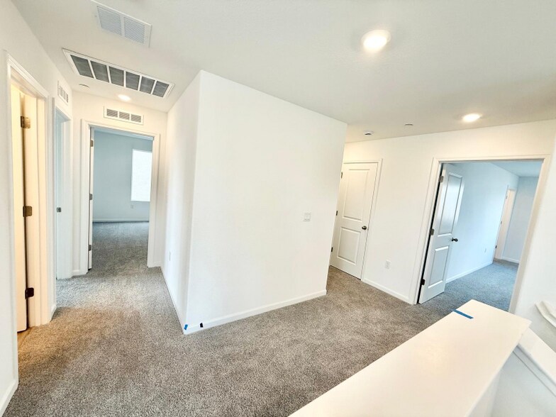 Building Photo - 1089 Carson River Ct