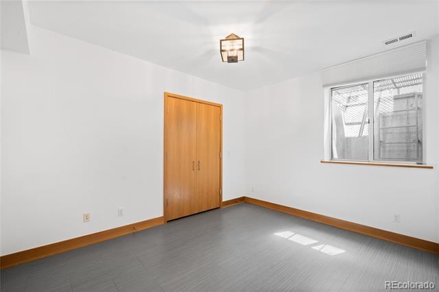 Building Photo - 947 S Gilpin St