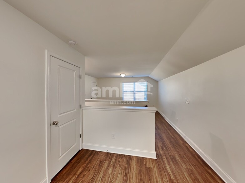 Building Photo - 2461 Napa Valley Dr