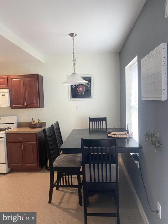 Building Photo - 1600 Church Rd