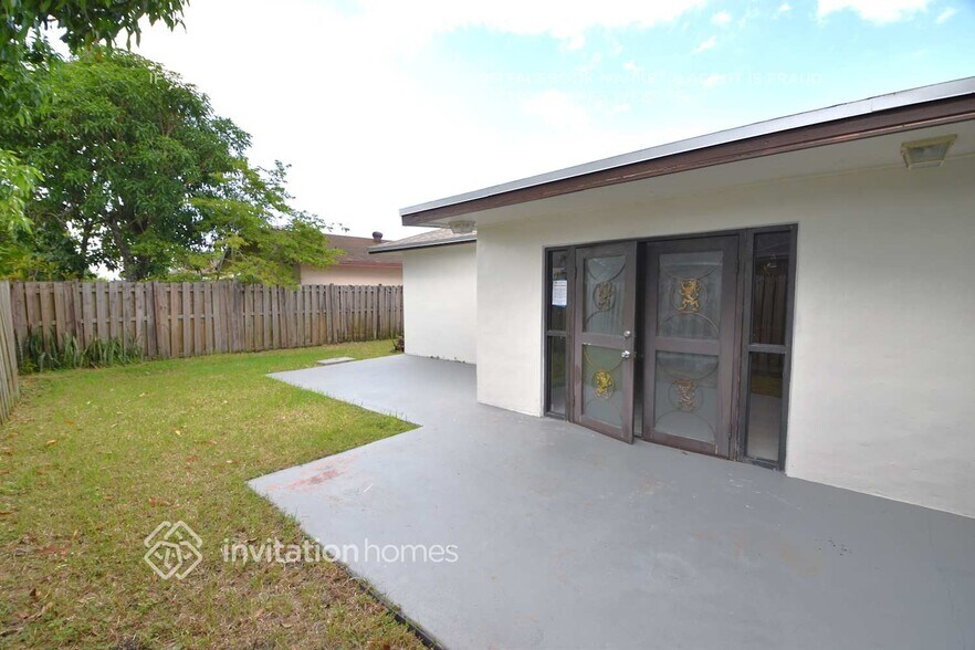Building Photo - 13450 SW 178th St