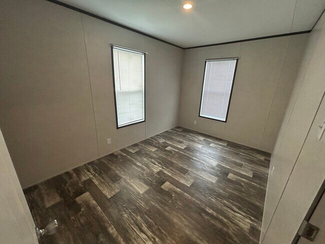 Building Photo - 113 Atakapa Ct