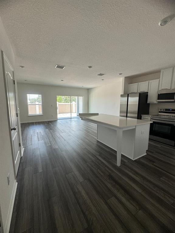 Building Photo - 10777 Ironwood Tree Wy