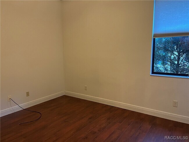 Building Photo - 1569 W Caroline Path