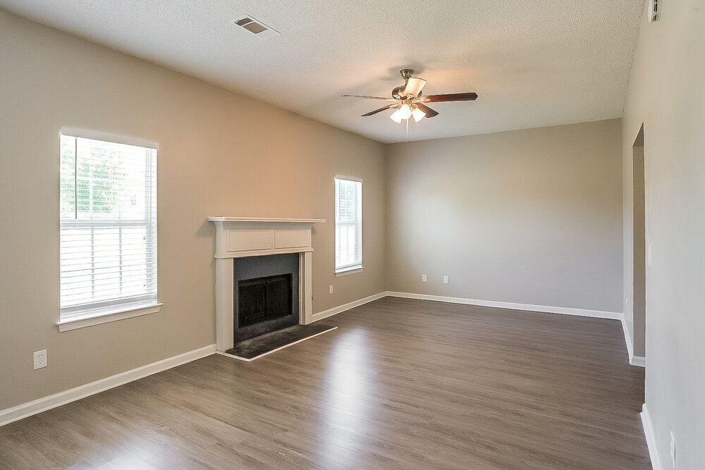 Building Photo - 6926 Silver Grass Ct