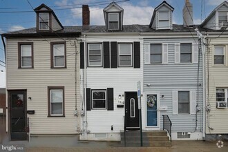 Building Photo - 134 Atlantic St