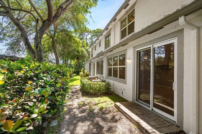 Building Photo - 173 Coconut Key Ln