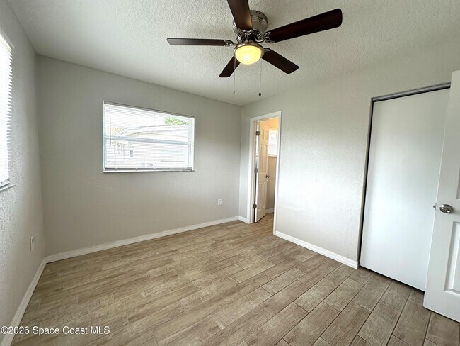 Building Photo - 2296 Shelby Dr