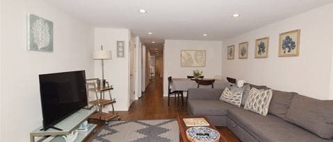 Building Photo - 843 Oceanfront-