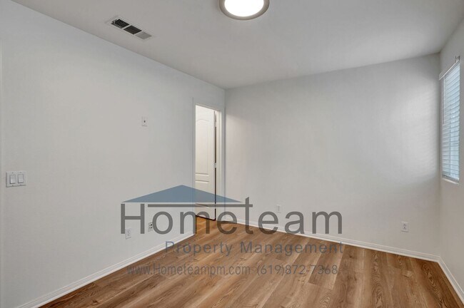 Building Photo - 2 BR / 2.5 BA 1244 Sq ft. San Miguel Ranch/ Chula Vista Townhome
