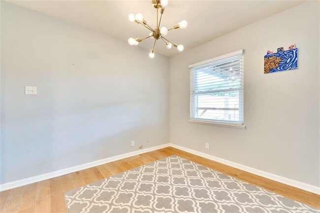 Building Photo - 8213 Briarwood Ln