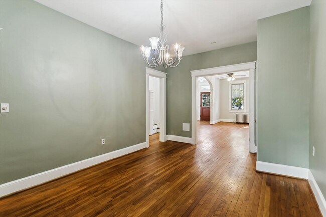 Building Photo - 4618 15th St NW