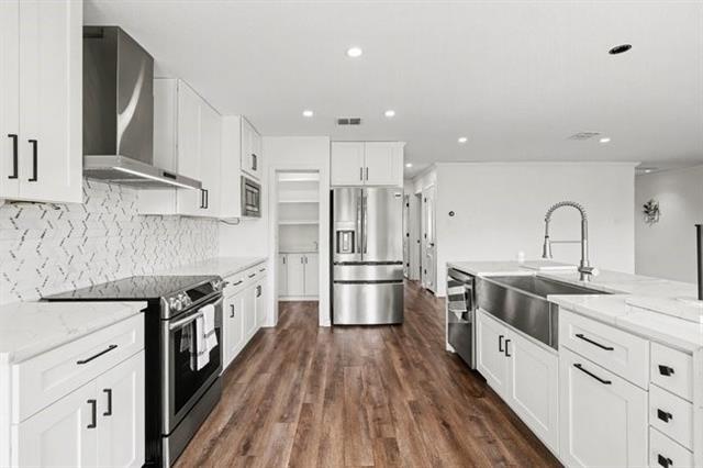 Building Photo - 2710 Gold Hill Dr