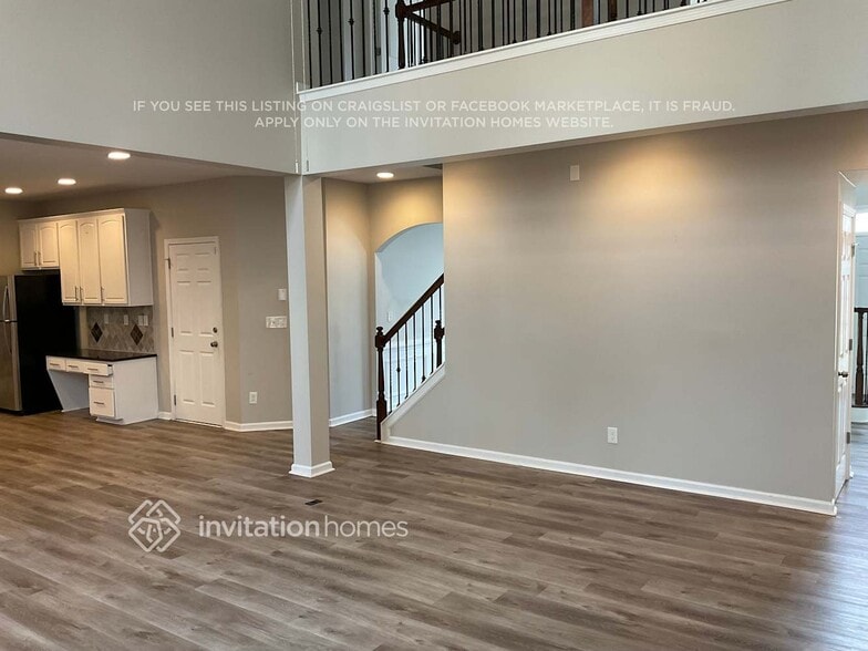 Building Photo - 1705 Hingham Cir