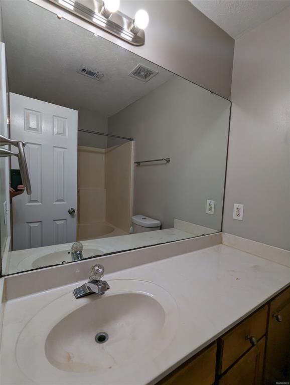 Building Photo - 3653 Edgewood Rd