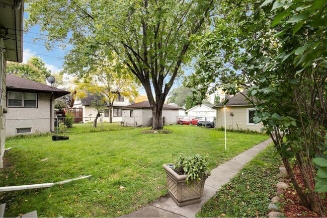 Building Photo - Charming 4 Bedroom/1.5 Bath Home for Rent