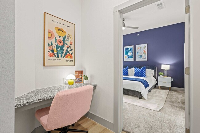 Building Photo - 13701 Montfort Dr