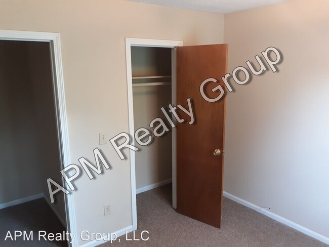 Building Photo - 2 br, 1.5 bath House - 4811 Monticello Road