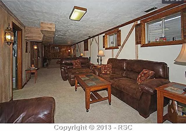 Building Photo - 3819 Midsummer Ln S