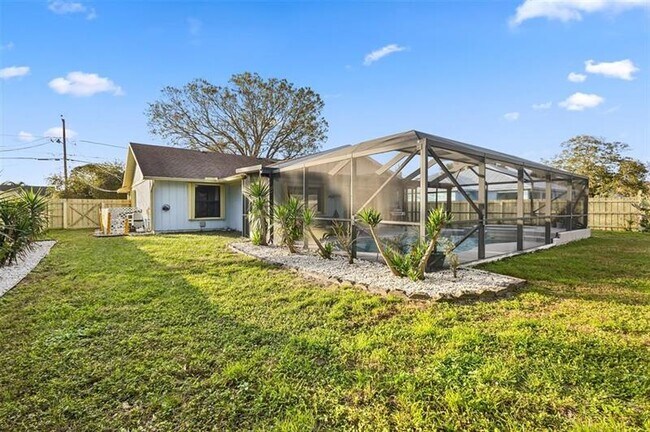 Building Photo - 5408 Birch Dr