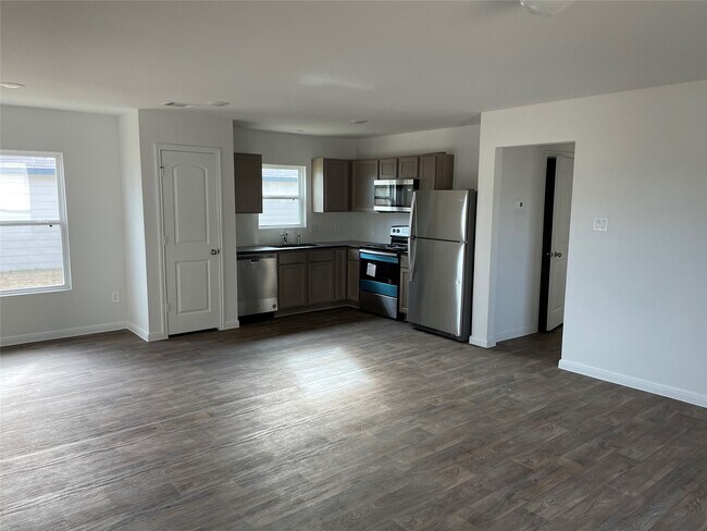 Building Photo - 346 Rd 5138