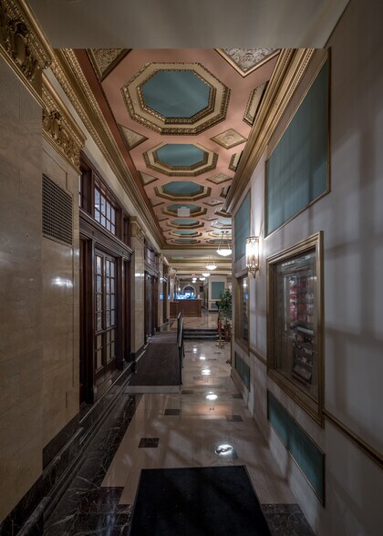Building Photo - 15 E Kirby St