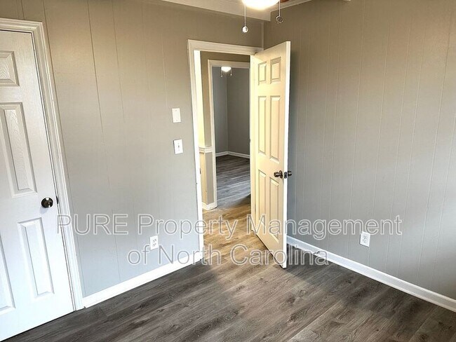 Building Photo - 1414 White St