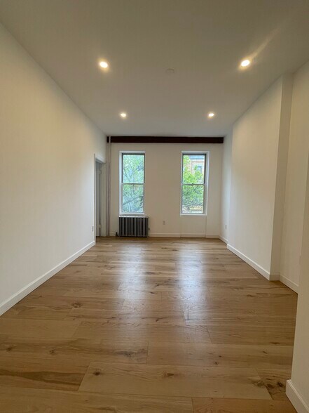 1st Bedroom - 1813 Linden St