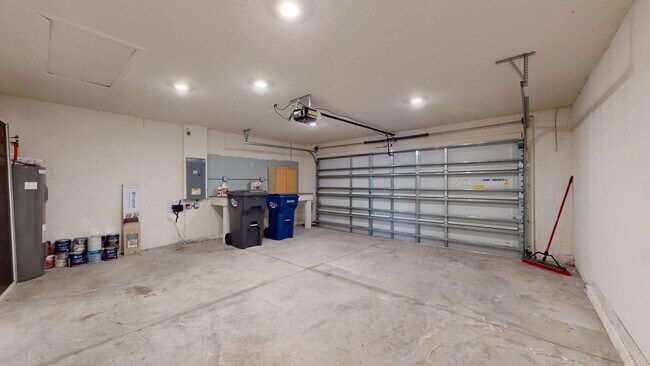 Building Photo - 10807 Norman Pl