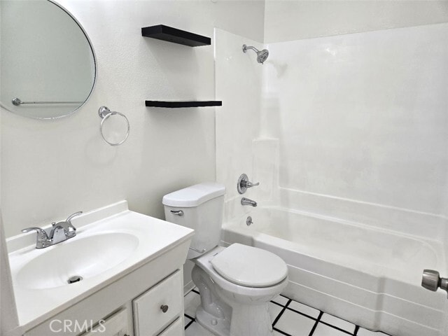 Building Photo - 17611 Regency Cir