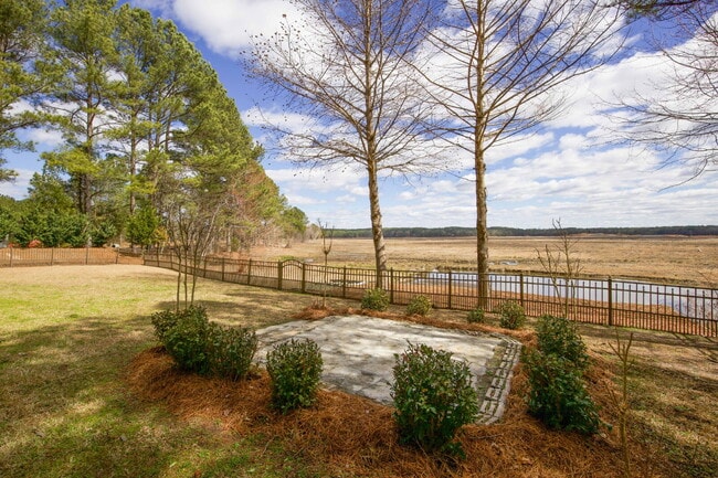 Building Photo - "Modern 3-Bedroom Home with 3 Full Bathrooms and Spacious Living Areas in Vass, NC!"