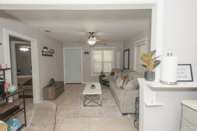 Building Photo - 611 Brunswick Blvd