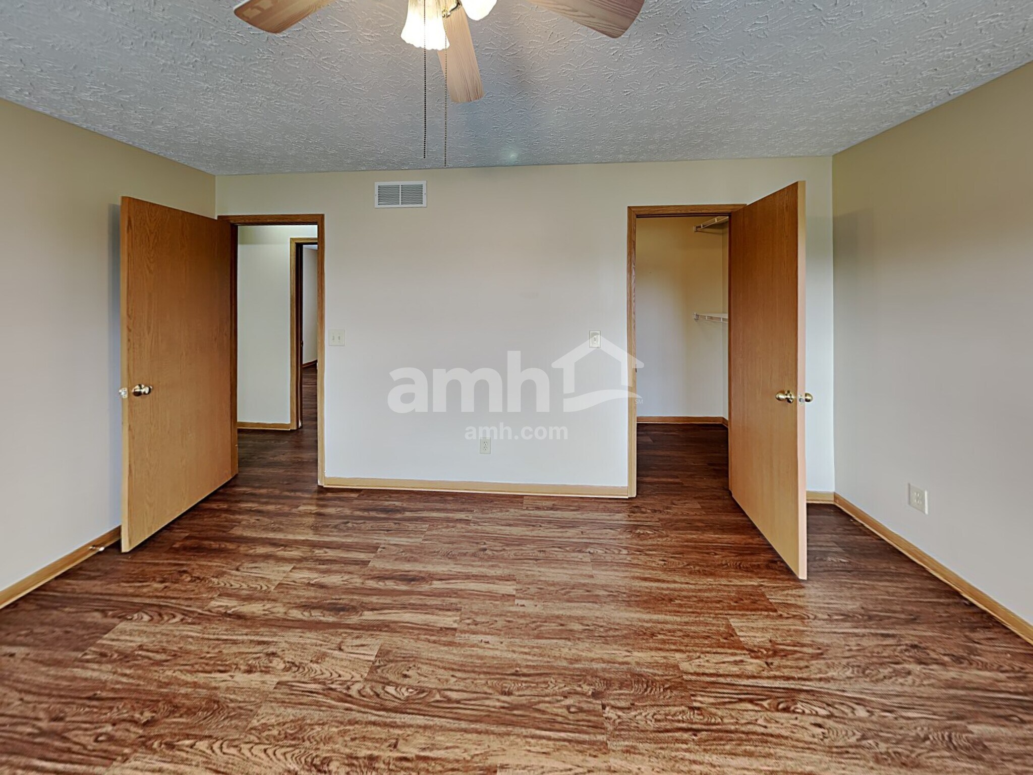 Building Photo - 6811 Magdalena Ln